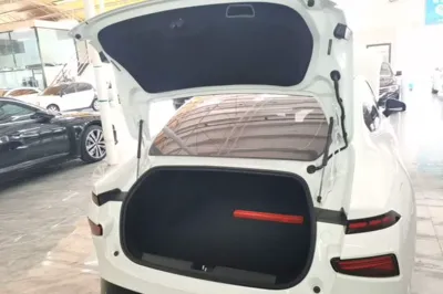 Xpeng P7