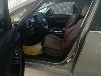Buick GL6