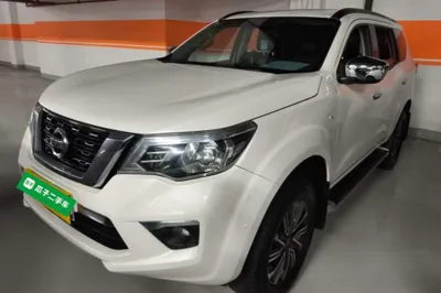Nissan Terra