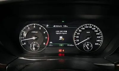 Genesis EQ900