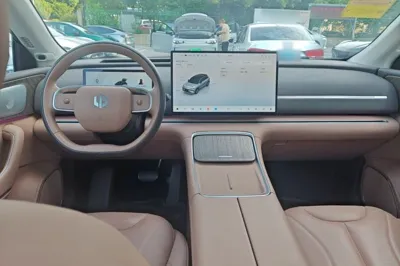 Leapmotor C11