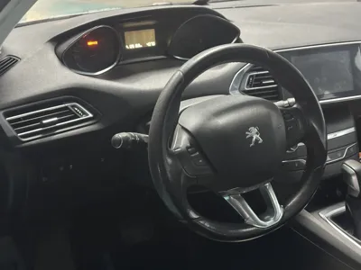 Peugeot 308S