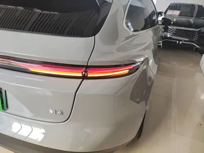 Nio ET5T