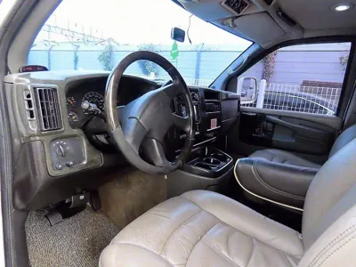 Chevrolet Express Van