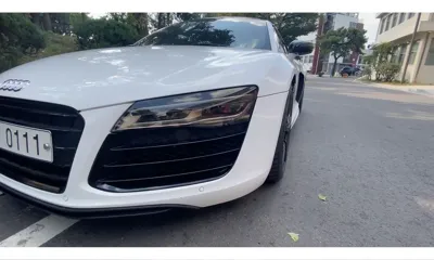 Audi R8