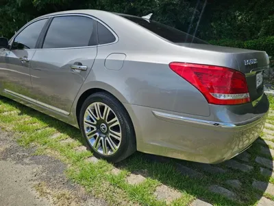 Hyundai Equus