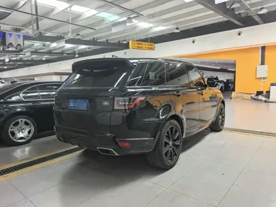Land Rover Sport