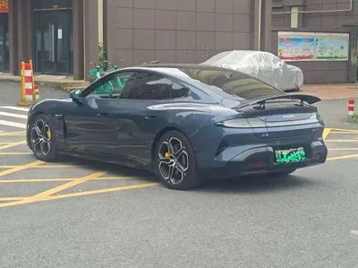 Xiaomi SU7