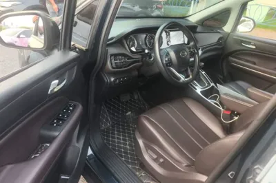 GAC Trumpchi M6