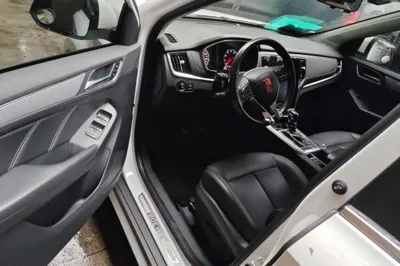 Roewe RX5
