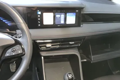 Roewe i5