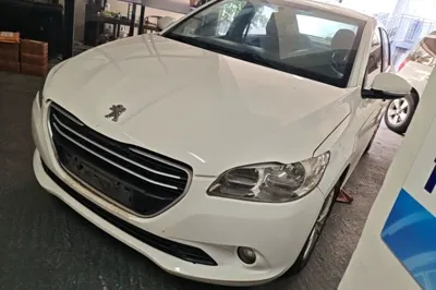 Peugeot 301