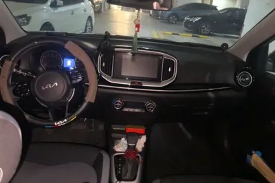 Kia kx1 Stonic