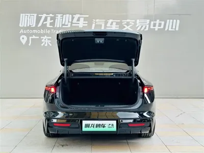 Lynk & Co 领克10
