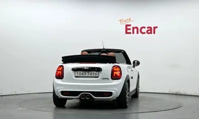 MINI Cooper Convertible