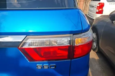 Dongfeng Fengon S560