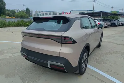 CHANGAN NEVO Q05