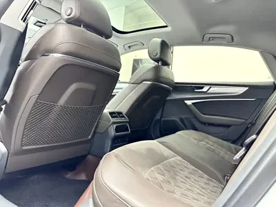 Audi A7L