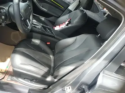Roewe i5