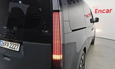 Hyundai Staria