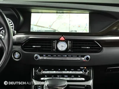 Genesis EQ900