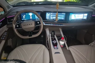 Roewe RX9
