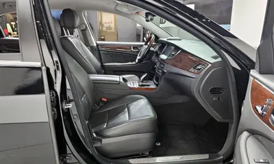 Hyundai Equus