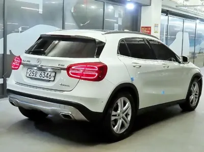 Mercedes-Benz GLA-Class