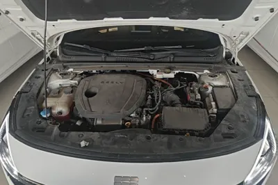 Geely Galaxy L6