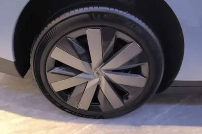 Li Auto Li Auto i8