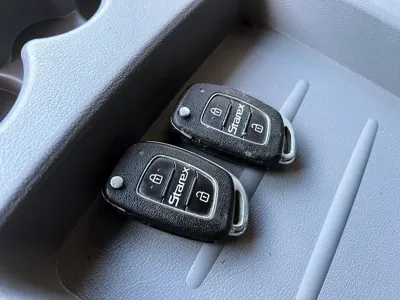 Hyundai Starex