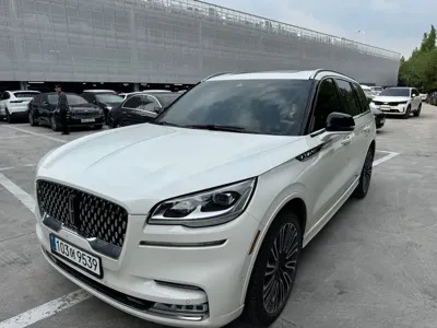 Lincoln Aviator