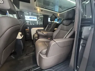 Li Auto Li MEGA