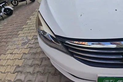 Dongfeng Aeolus A60