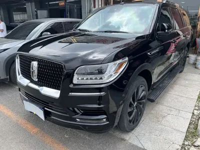 Lincoln Navigator