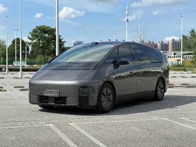 Li Auto Li MEGA