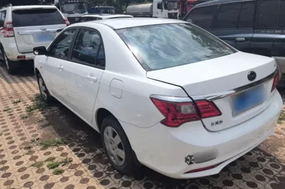 BYD F3