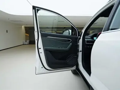 Geely Haoyue L