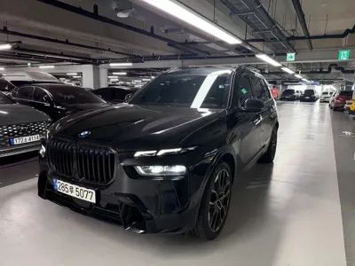 BMW X7