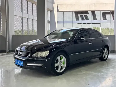 Toyota Reiz