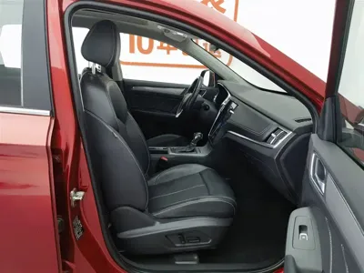 Roewe RX5