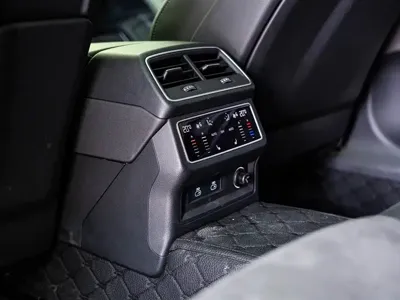 Audi A7L