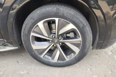 Li Auto ONE