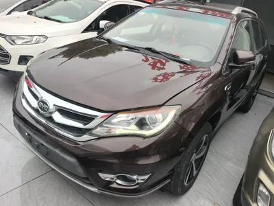 BYD S7