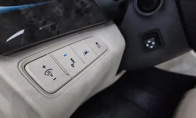 Hyundai Aslan