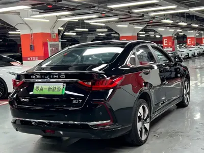 BAIC EU7