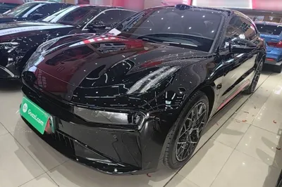 Zeekr 001