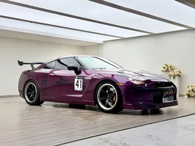 Nissan GT-R