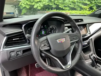 Cadillac XT6
