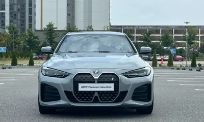 BMW i4